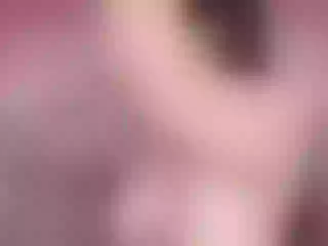 Live sex webcam photo for AlannaWest #291751395