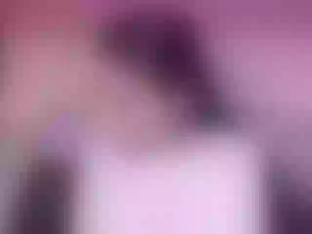 Live sex webcam photo for AlannaWest #291918961