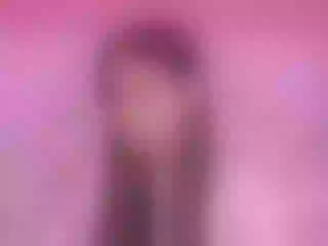 Live sex webcam photo for AlannaWest #292175650