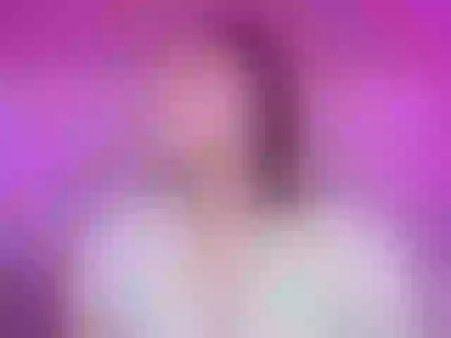 Live sex webcam photo for AlannaWest #292268040