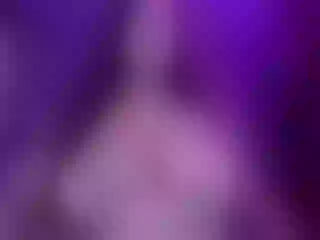 Live sex webcam photo for Alannavalery #276839232