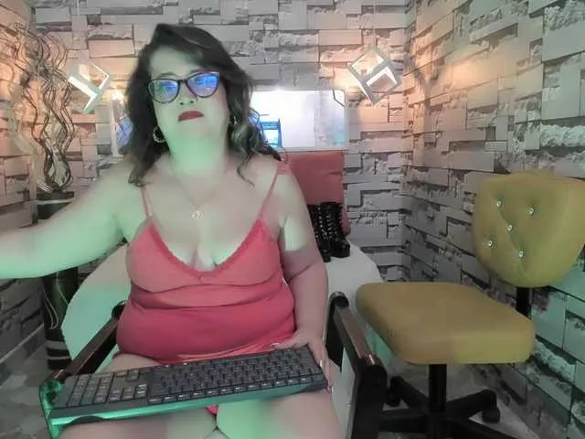 Live sex webcam photo for AlannyFox #276053675