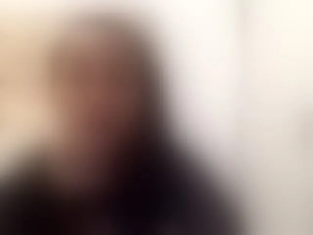 Live sex webcam photo for AlaskaMiller #293645602