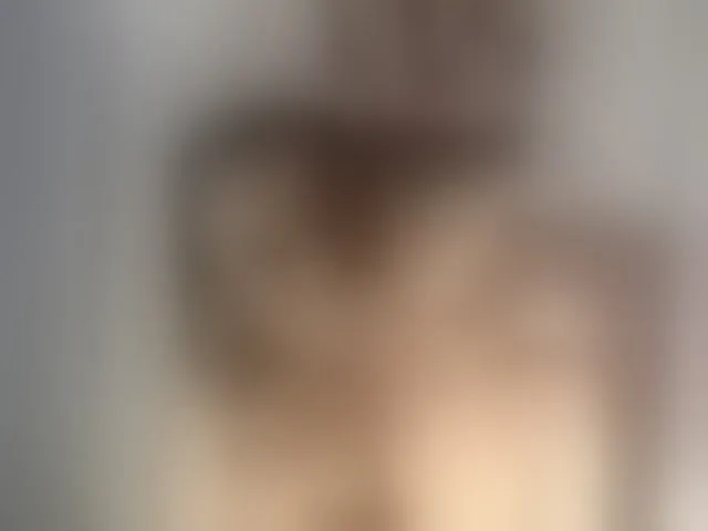 Live sex webcam photo for Albarocio #272621349