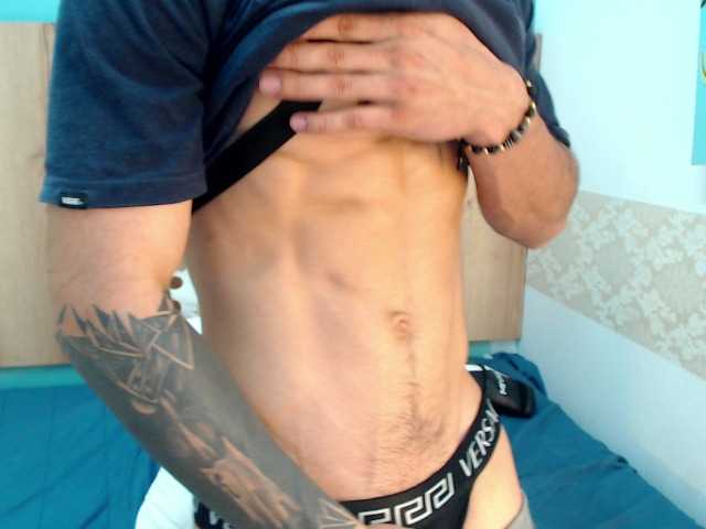 Live sex webcam photo for AlbertBernal69 #276371351