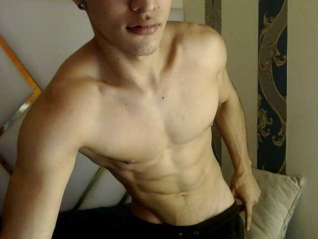 Live sex webcam photo for AlbertBernal69 #276776570