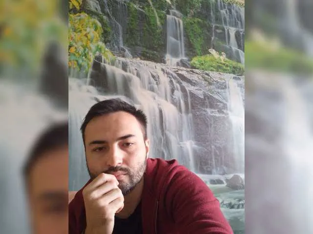 Live sex webcam photo for Alberto-Ferrari #276537250