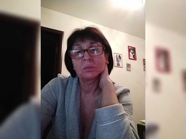 Live sex webcam photo for AlbinaXPretty #277072246