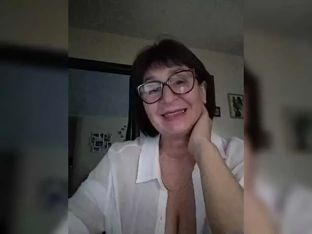 Live sex webcam photo for AlbinaXPretty #278296681