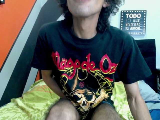 Live sex webcam photo for Alcon-16 #277005191