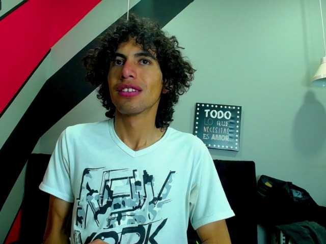 Live sex webcam photo for Alcon-16 #277047624