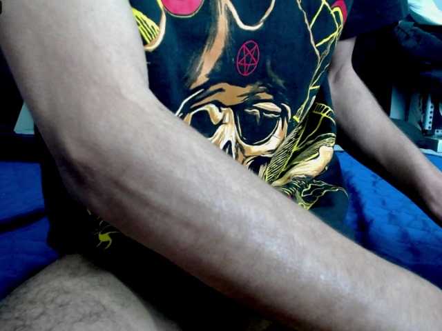 Live sex webcam photo for Alcon-16 #277067265