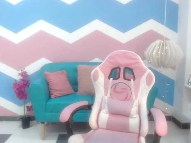 Live sex webcam photo for Ale-brije #276226007