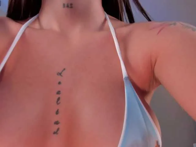 Live sex webcam photo for AleCorleone #290761563