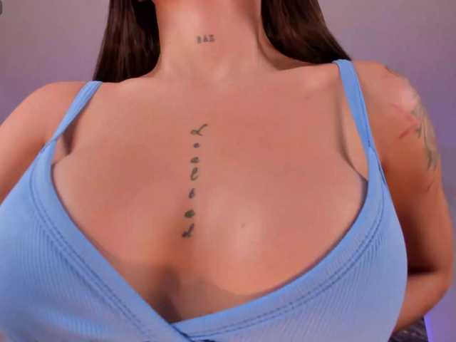 Live sex webcam photo for AleCorleone #290886139