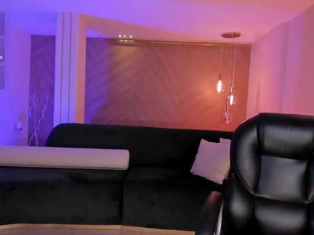 Live sex webcam photo for AleCorleone #291659384