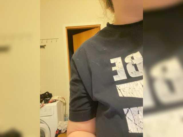 Live sex webcam photo for Aleanamilc #277761734