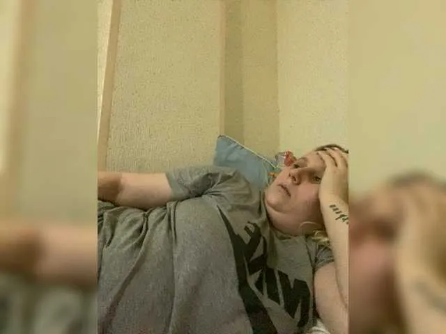 Live sex webcam photo for Aleanamilc #277801888