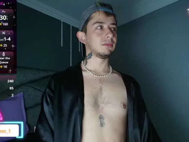 Live sex webcam photo for AlecAndrews #290939913