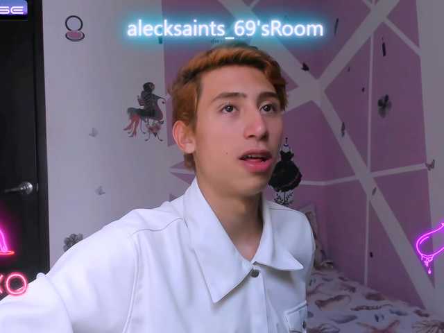 Live sex webcam photo for AlecSaints #275535225