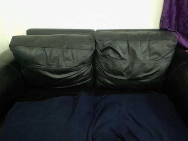 Live sex webcam photo for AleeCherry #272054990