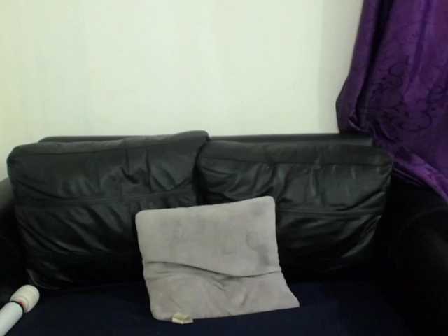 Live sex webcam photo for AleeCherry #272329814