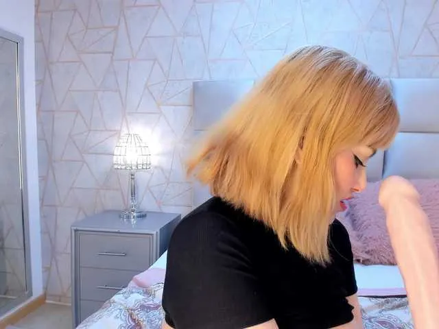 Live sex webcam photo for AlegnaTaylor #276153190
