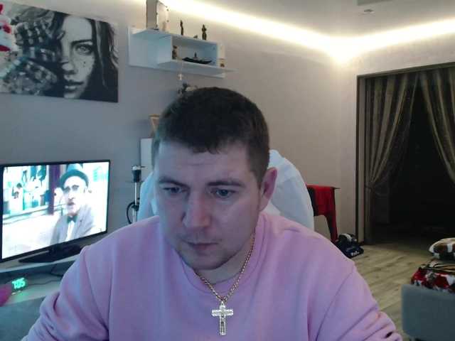 Live sex webcam photo for Alehandro78-2 #277061950