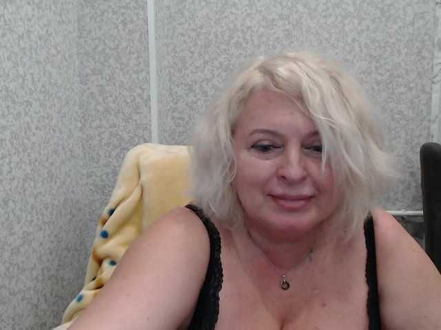 Live sex webcam photo for Alek-Sandra #277086509