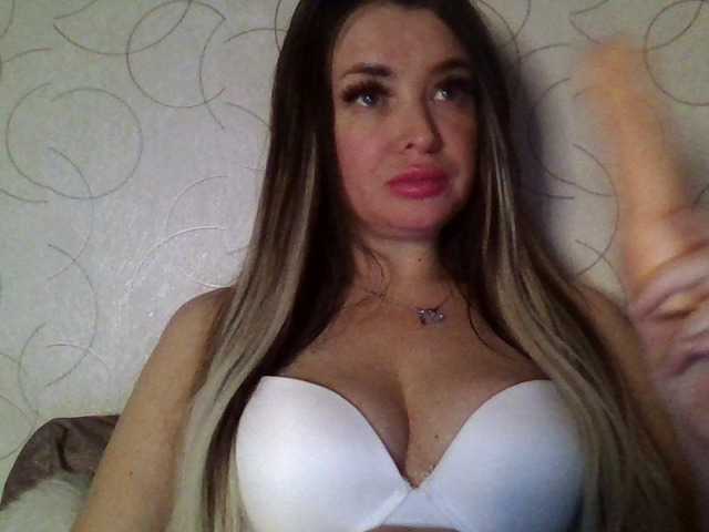 Live sex webcam photo for Aleksa-11 #290377007