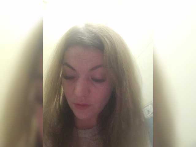 Live sex webcam photo for Aleksandra-11 #292398435