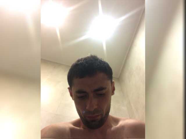 Live sex webcam photo for Alekseypoxy7i #276387930