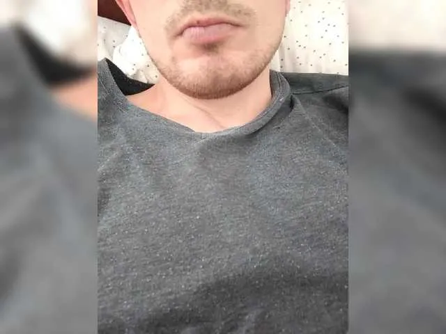 Live sex webcam photo for Alekssex18 #277338776