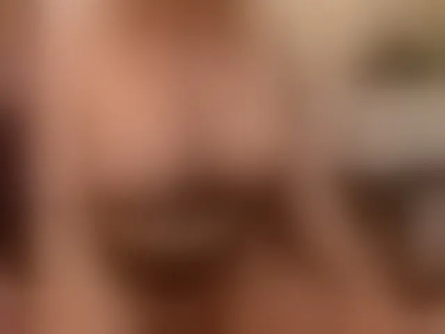Live sex webcam photo for AlenaRios #293413159