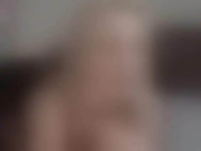 Live sex webcam photo for Alenaa #292999719