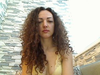 Live sex webcam photo for Alenamoon #151593813