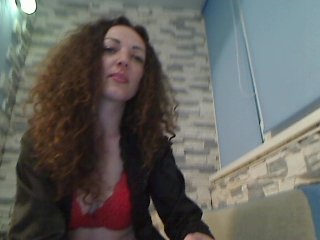 Live sex webcam photo for Alenamoon #151950903