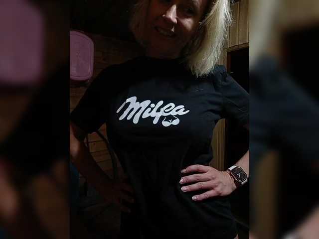 Live sex webcam photo for Alenkahot #291185354