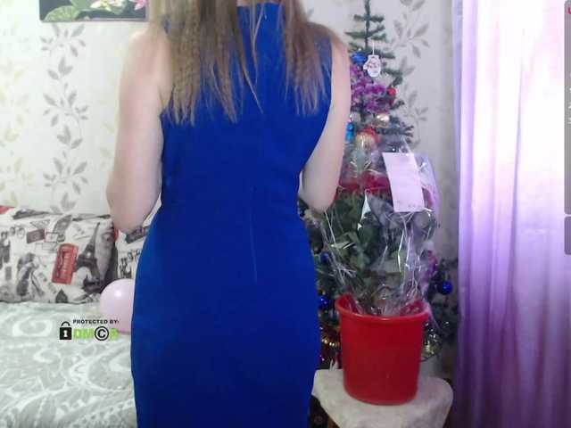 Live sex webcam photo for Alenushka888 #271932326