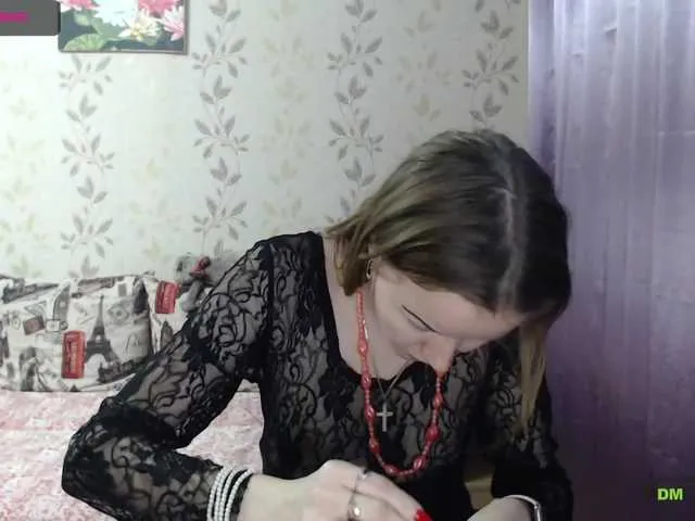 Live sex webcam photo for Alenushka888 #272256117