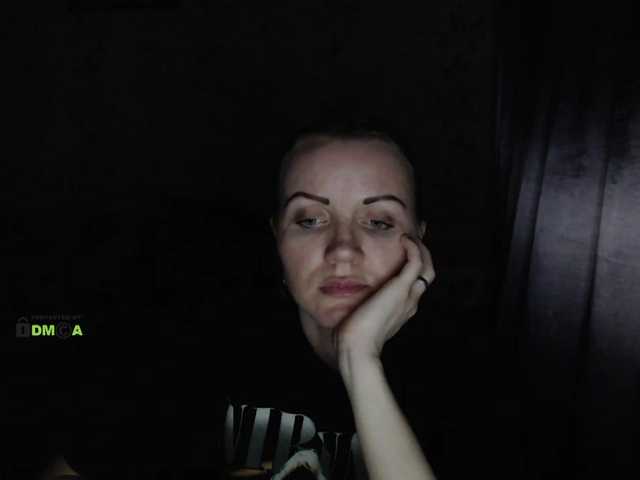 Live sex webcam photo for Alenushka888 #272954926