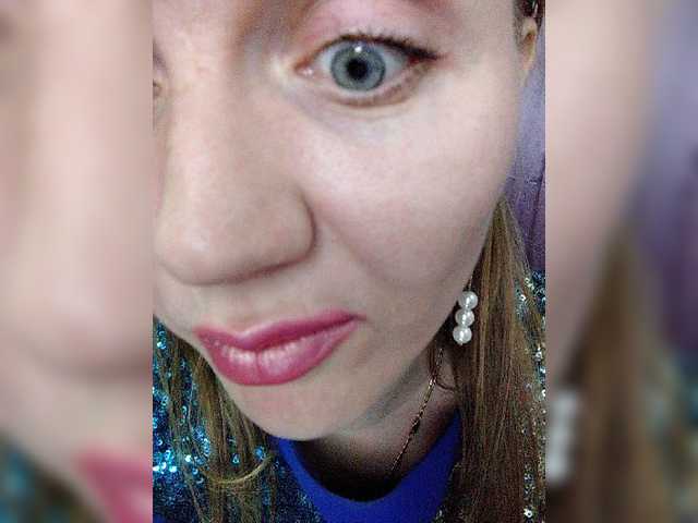 Live sex webcam photo for Alenushka888 #273263002