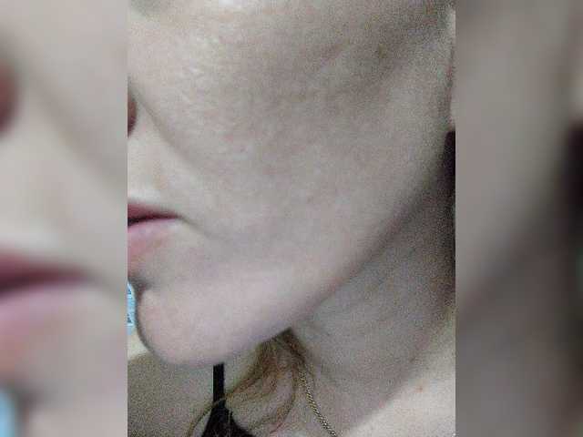 Live sex webcam photo for Alenushka888 #273722989