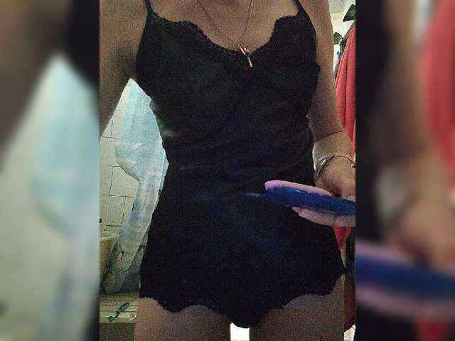 Live sex webcam photo for Alenushka888 #273727282