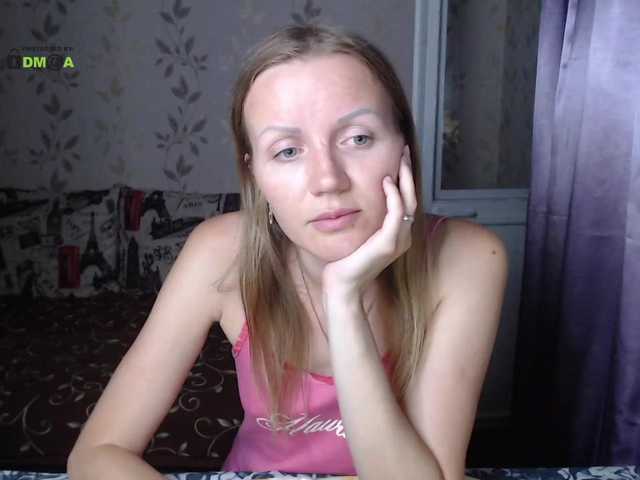 Live sex webcam photo for Alenushka888 #273881052
