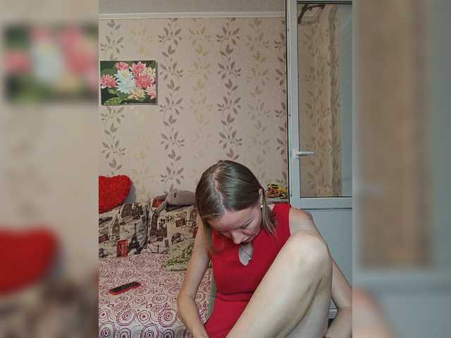 Live sex webcam photo for Alenushka888 #276187043