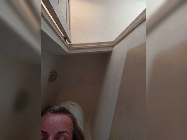 Live sex webcam photo for Alenushka888 #276197585