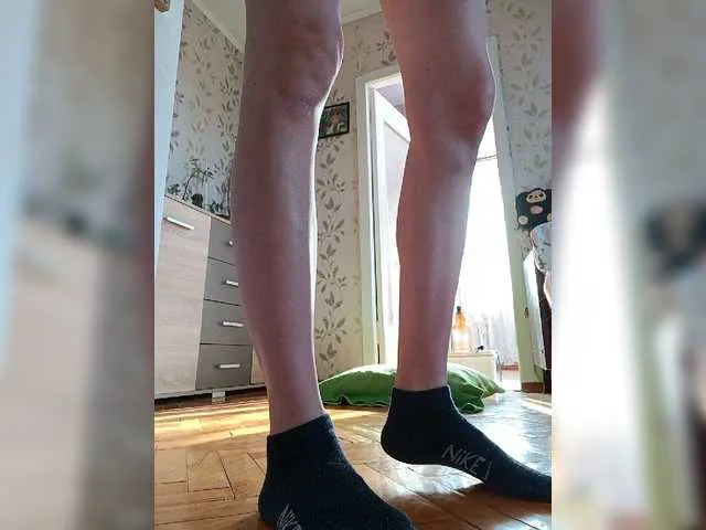 Live sex webcam photo for Alenushka888 #276267629