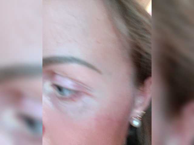 Live sex webcam photo for Alenushka888 #276275468