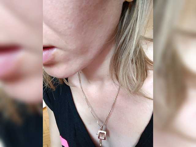 Live sex webcam photo for Alenushka888 #276340612